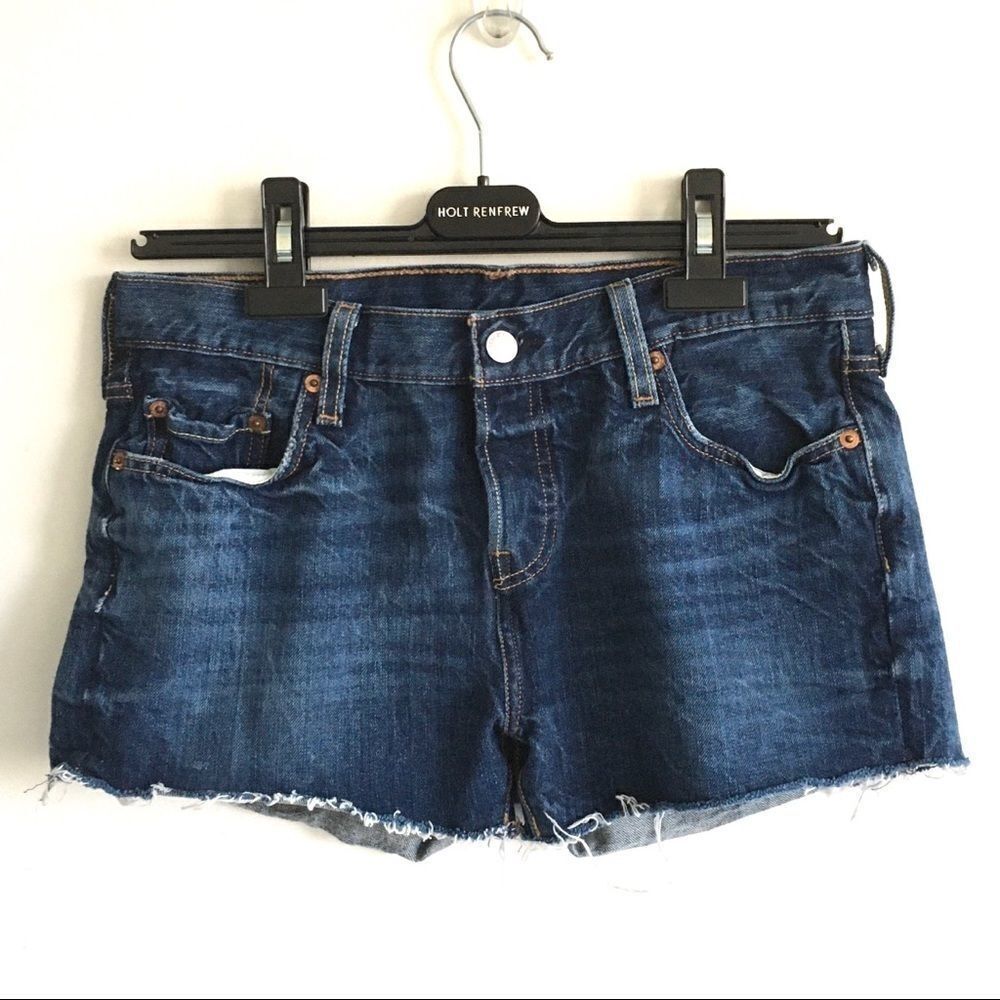 LEVIS 501 Denim Shorts Dark Blue Size 28